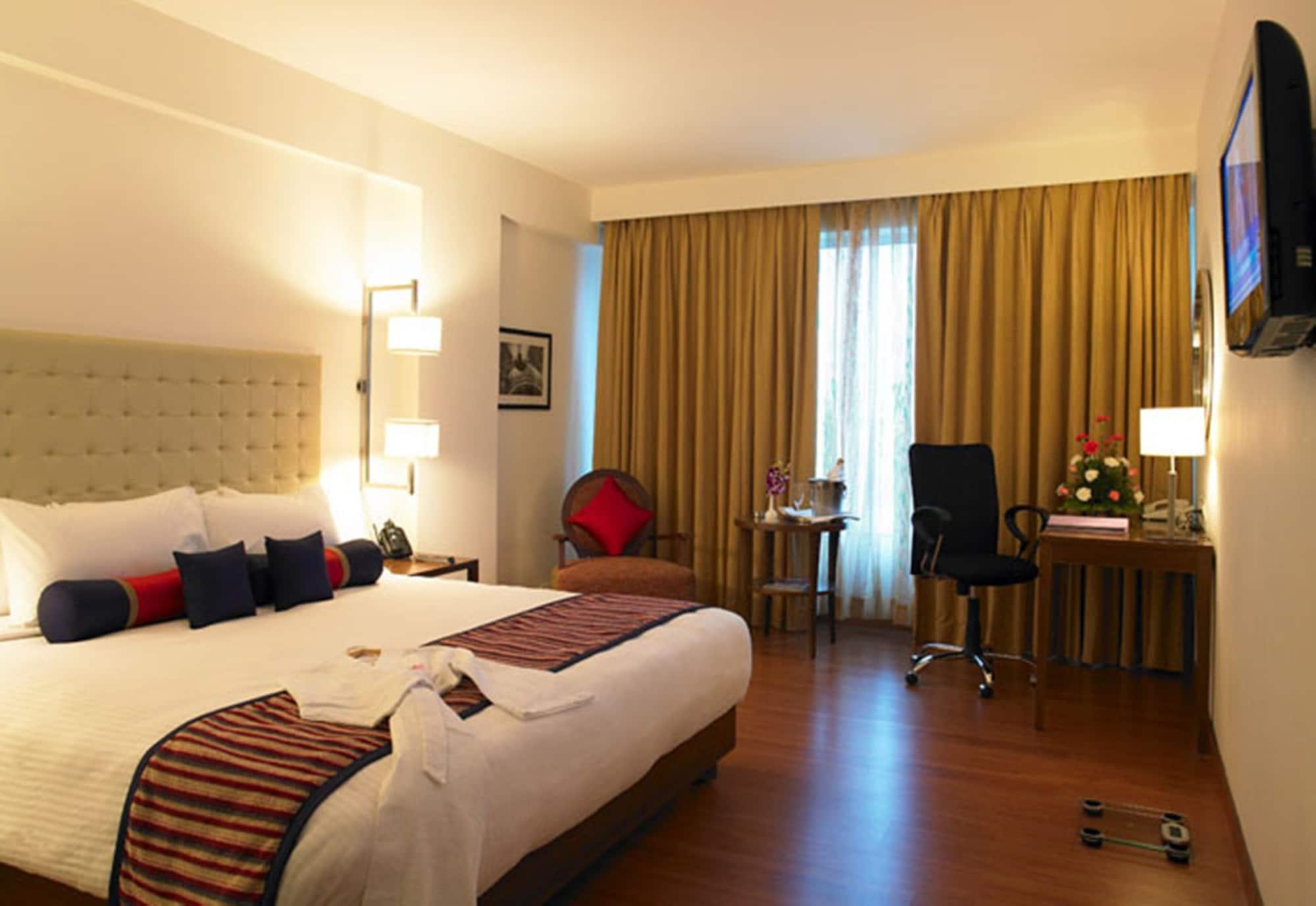 Royal Orchid Central Jaipur, Bani Park Esterno foto