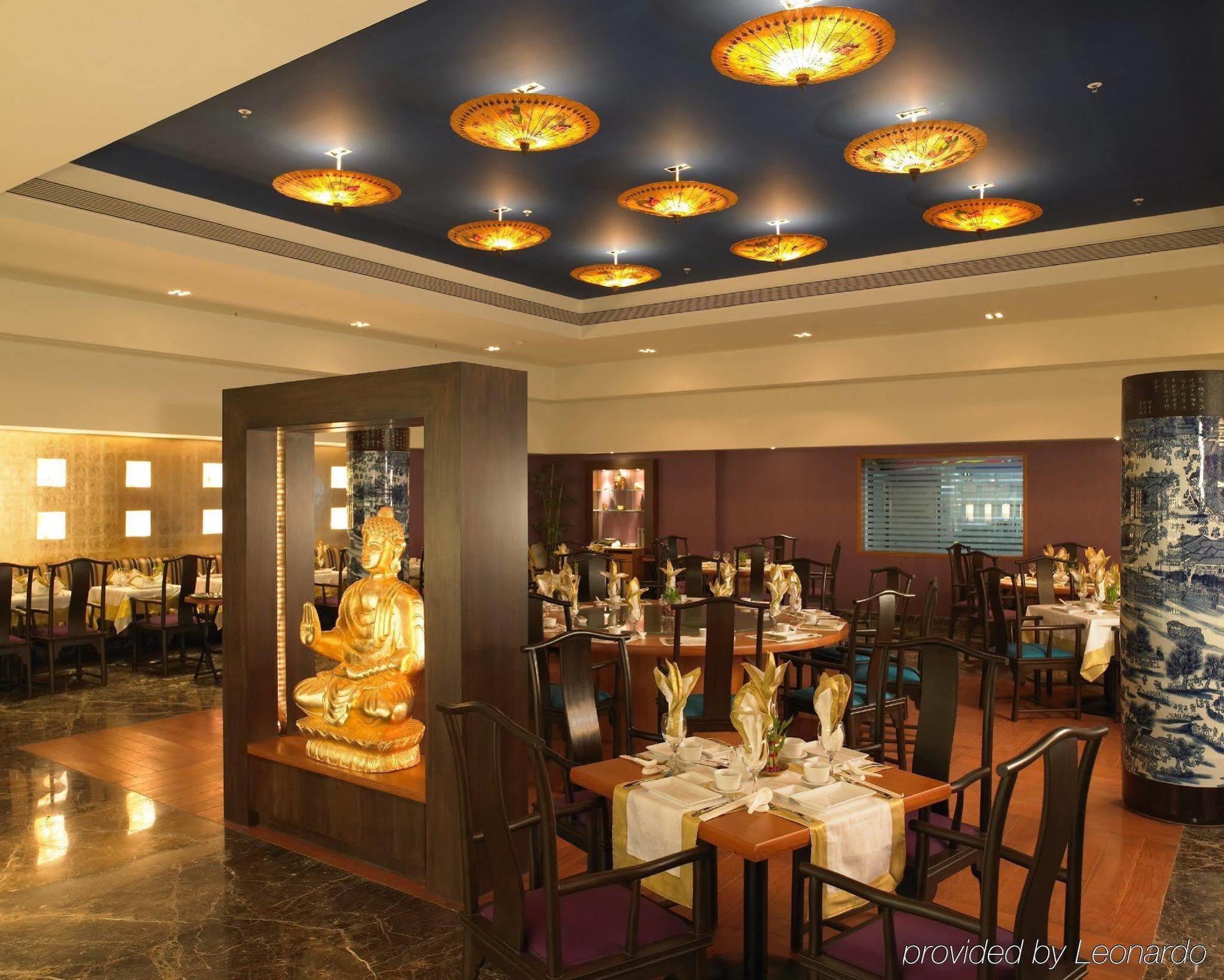 Royal Orchid Central Jaipur, Bani Park Ristorante foto